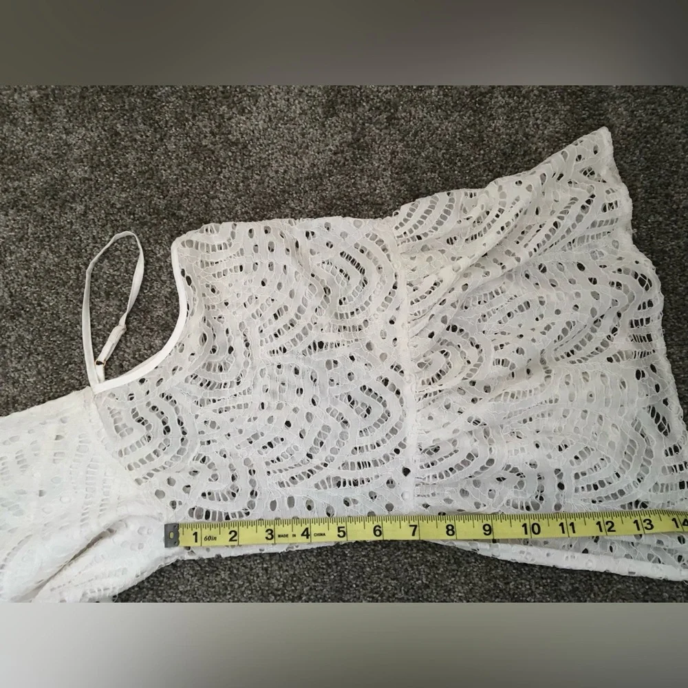 Lilly Pulitzer Alanna Dress in Marine Tropic Lace Resort White Size Medium - Picture 15 of 16
